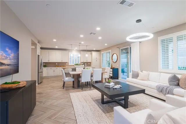 $1,699,900 | 120 Mongoose, Irvine, CA 92618