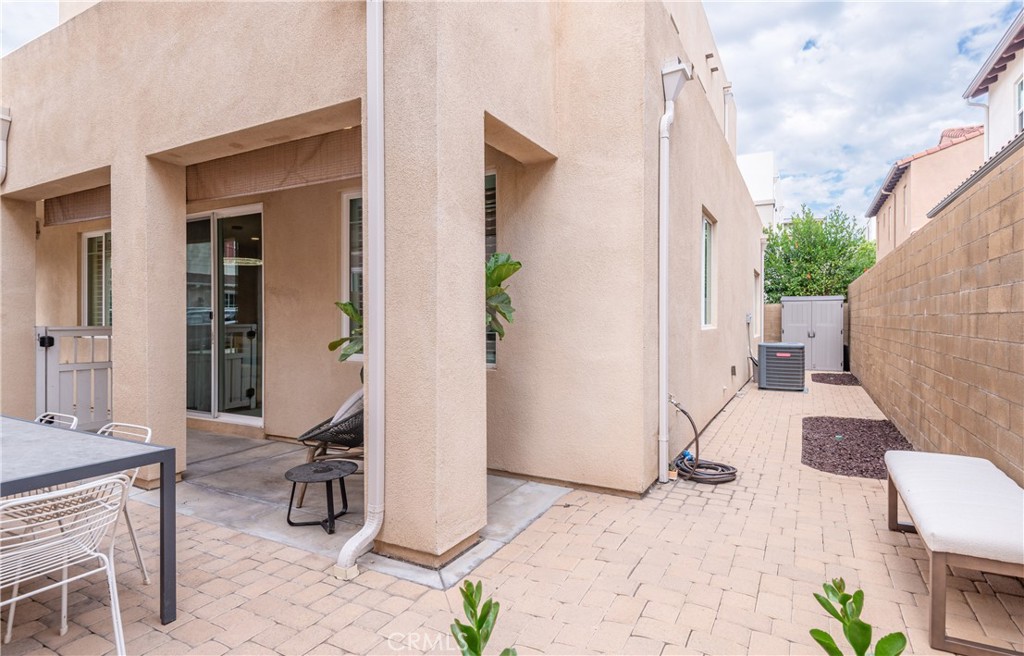 120 Mongoose Irvine, CA 92618 - Photo 32 of 42 a view of a dinning room with a backyard