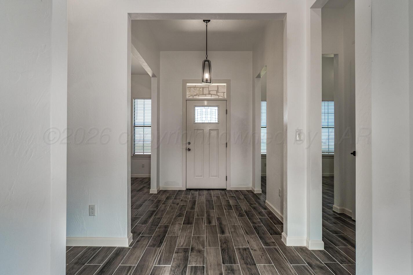 13633 Ariana Road Amarillo, TX 79124 - Photo 9 of 42 Entry Area view 2