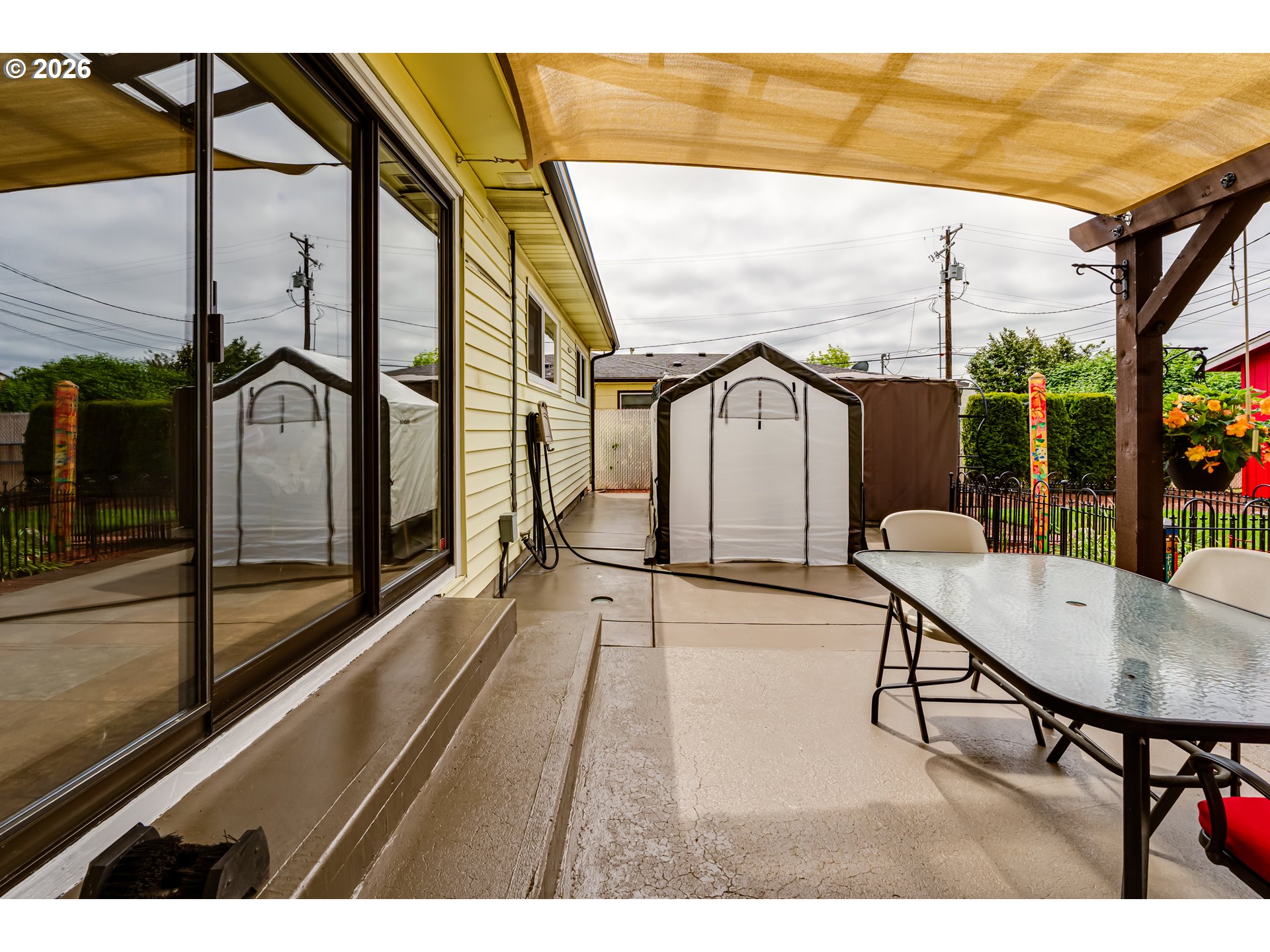 1406 Carter Lane Springfield, OR 97477 - Photo 41 of 43