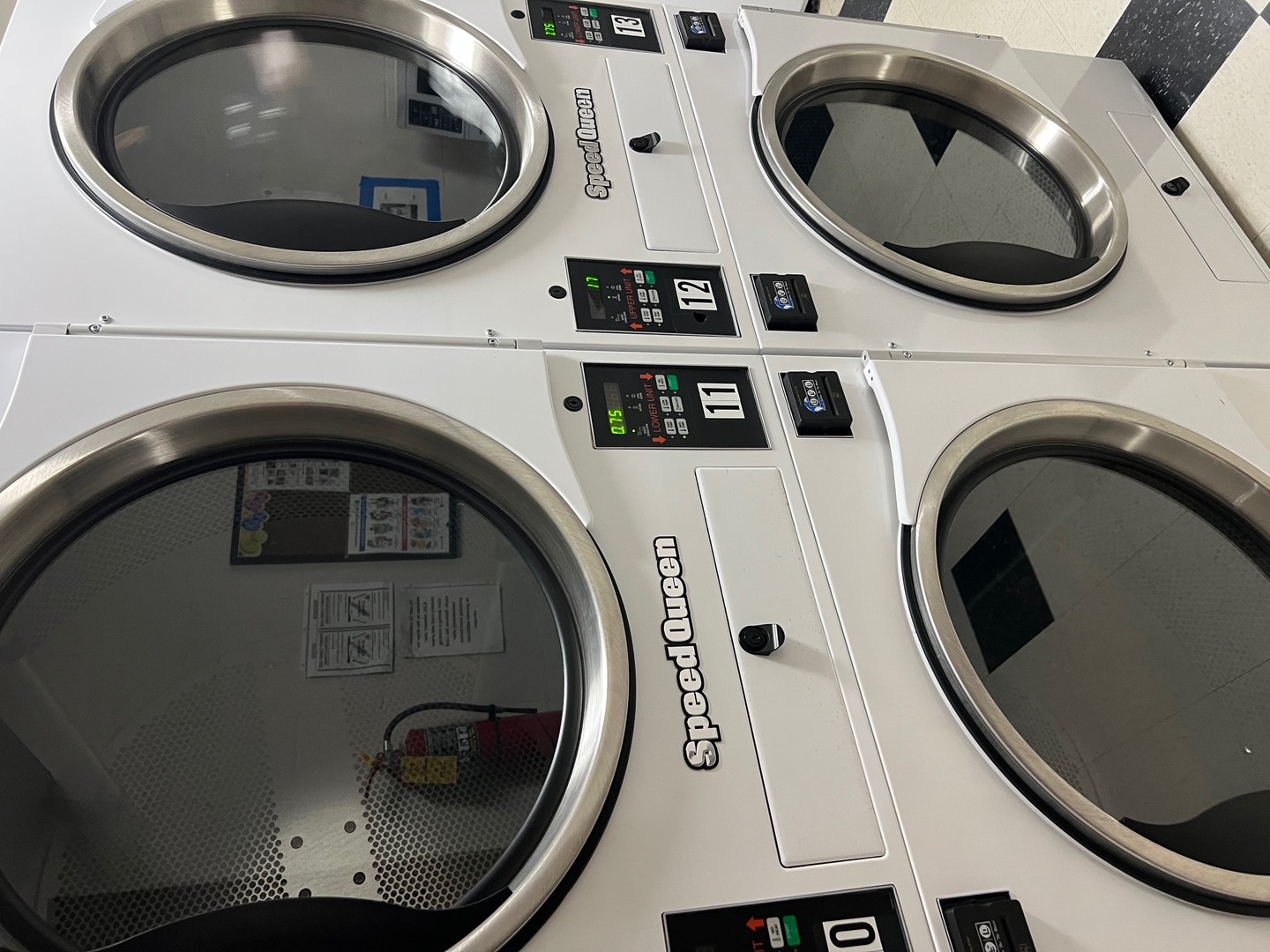 2400 Windsor Mall, Unit 2H Park Ridge, IL 60068 - Photo 4 of 8