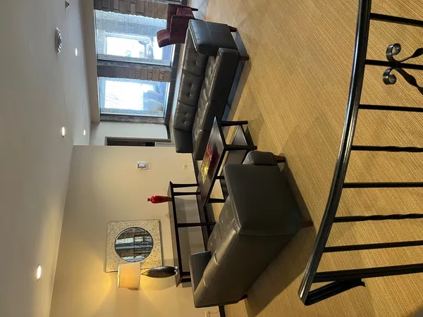 $2,450 | 2400 Windsor Mall, Unit 2H, Park Ridge, IL 60068