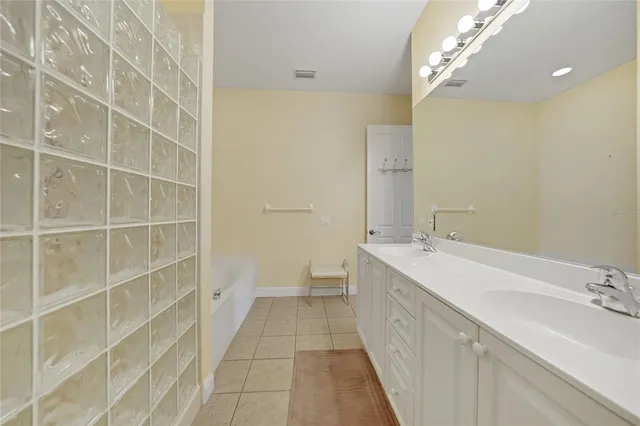 $415,000 | 2595 Tarpon Cove Drive, Unit 1222, Punta Gorda, FL 33950