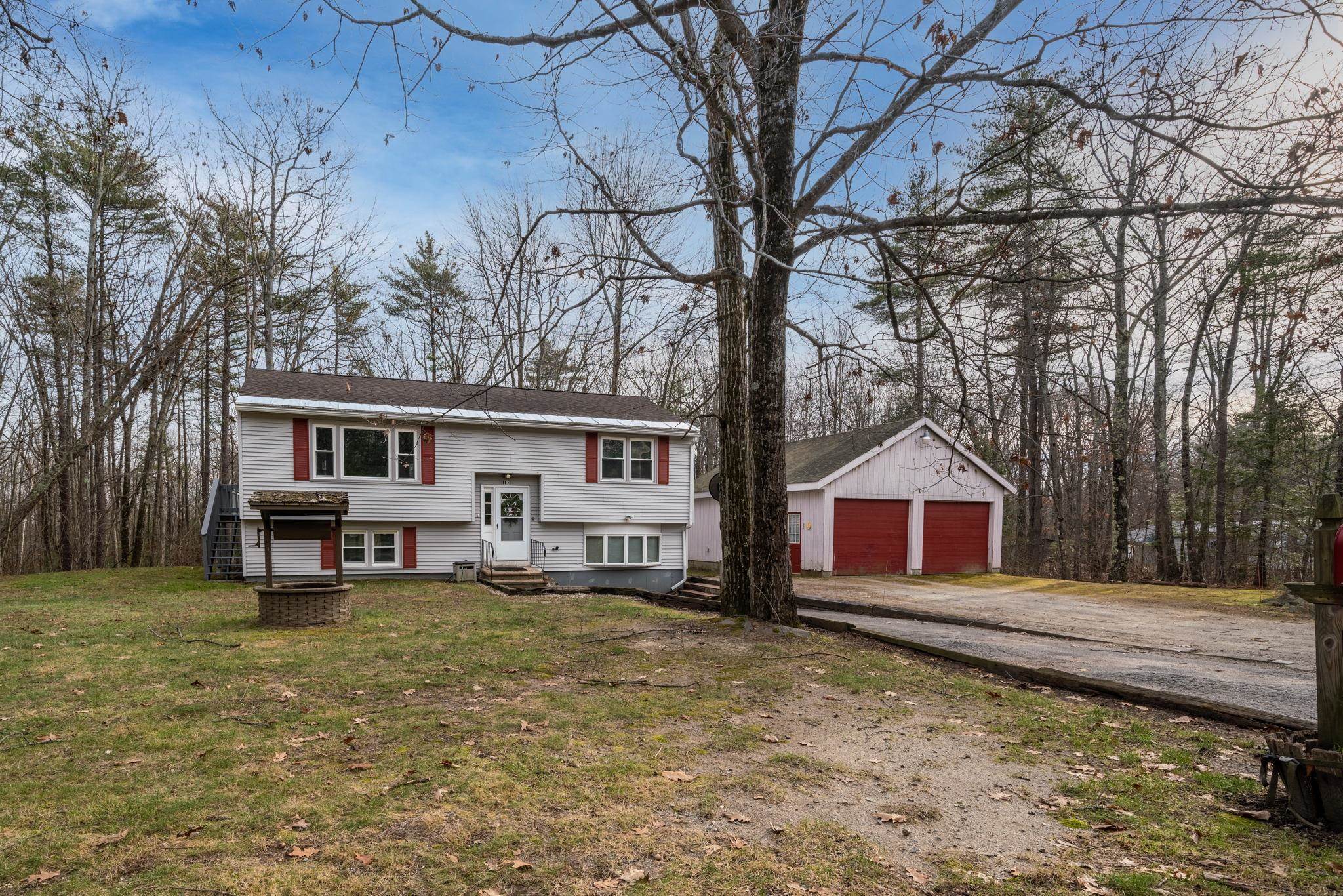 183 Hackett Hill Road Hooksett, NH 03106 - Photo 3 of 37