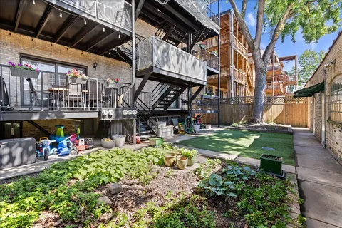 $535,000 | 4434 North Dover Street, Unit 1, Chicago, IL 60640