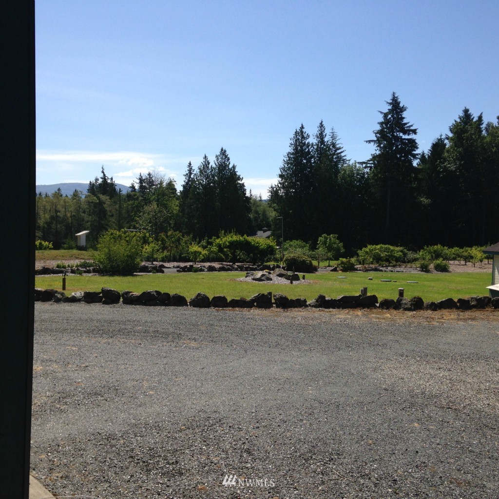 5175 Stromer Road Bellingham, WA 98226 - Photo 2 of 25