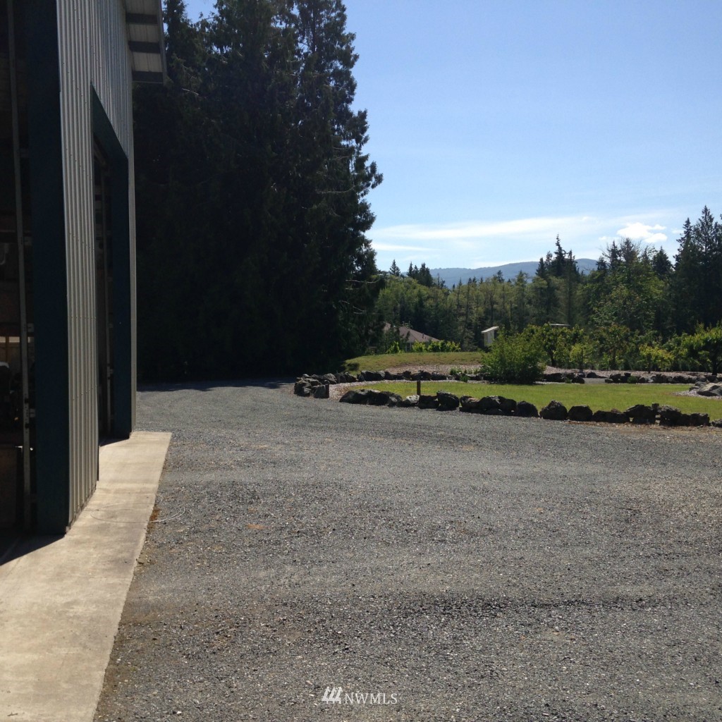 5175 Stromer Road Bellingham, WA 98226 - Photo 18 of 25