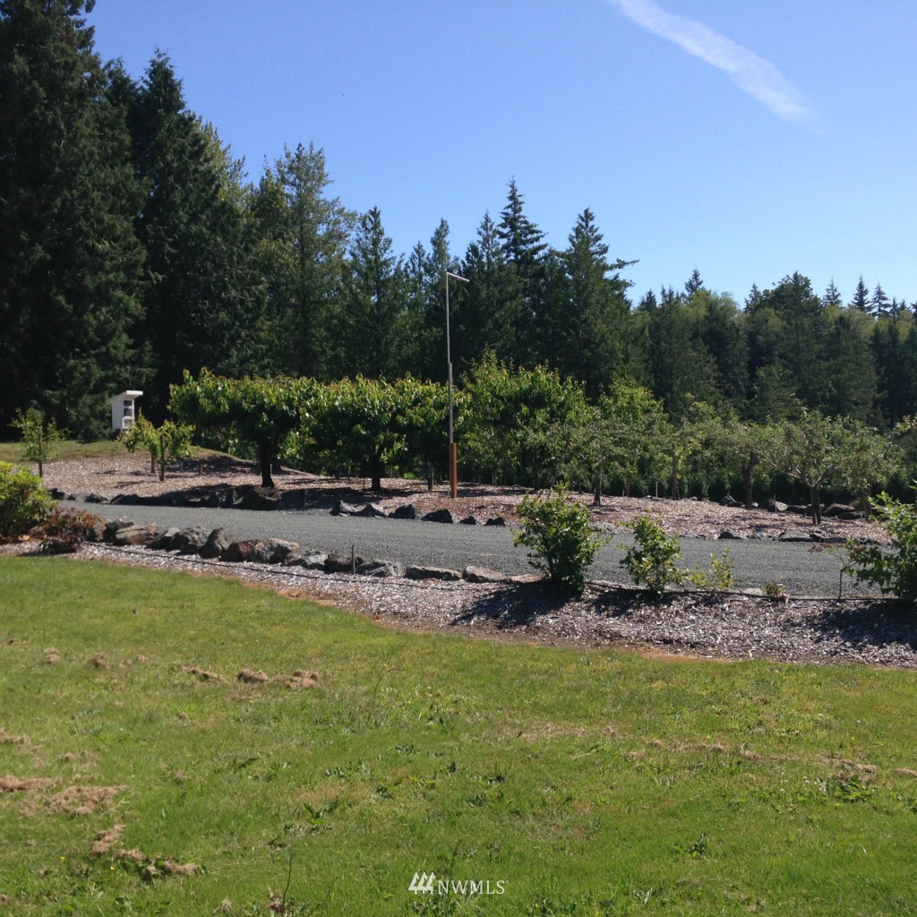 5175 Stromer Road Bellingham, WA 98226 - Photo 3 of 25