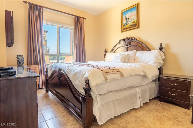 $2,000 | 30 Strada Di Villaggio, Unit 617, Henderson, NV 89011