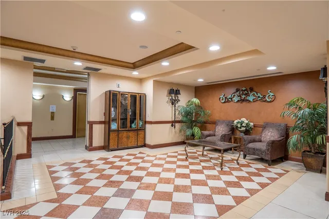 $2,000 | 30 Strada Di Villaggio, Unit 617, Henderson, NV 89011