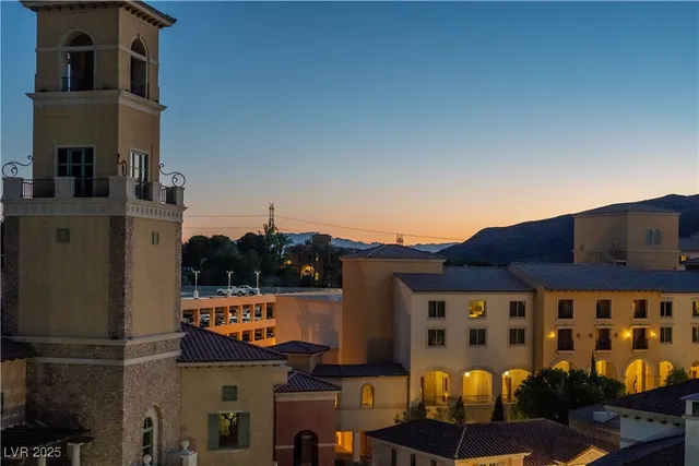 $2,000 | 30 Strada Di Villaggio, Unit 617, Henderson, NV 89011