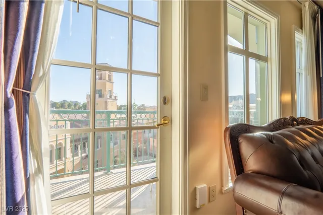 $2,000 | 30 Strada Di Villaggio, Unit 617, Henderson, NV 89011