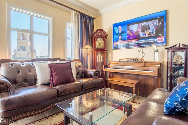 $2,000 | 30 Strada Di Villaggio, Unit 617, Henderson, NV 89011