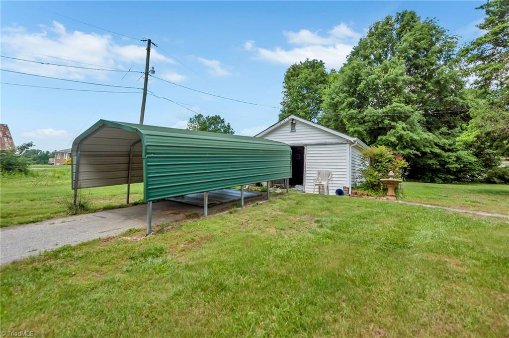 672 Zimmerman Road Lexington, NC 27295 - Photo 13 of 21 Gallery Image 13