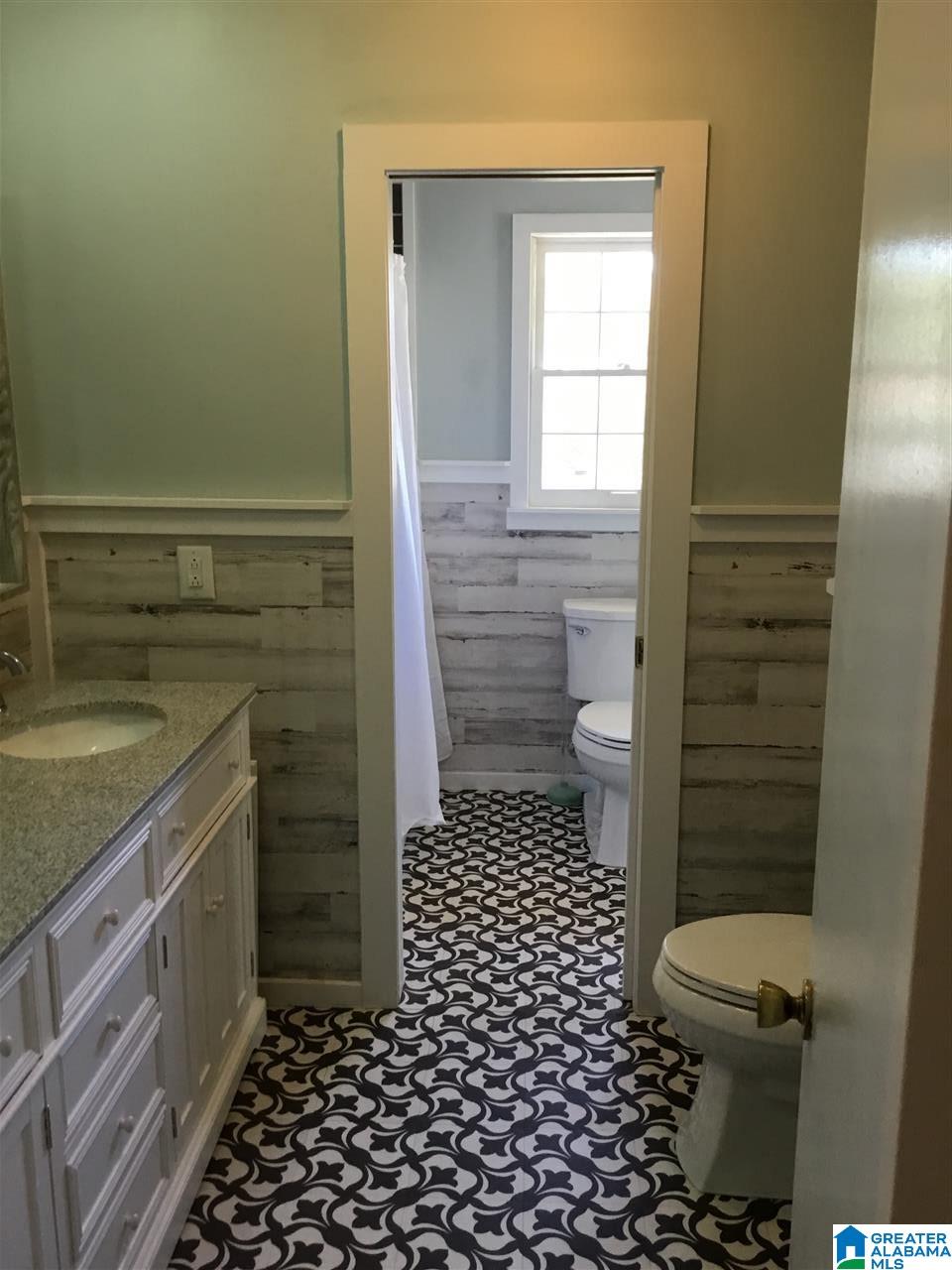 2001 Shady Lane Bessemer, AL 35023 - Photo 10 of 30
