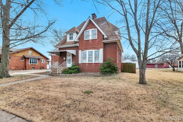 $163,500 | 2142 Waterman Avenue, Granite City, IL 62040