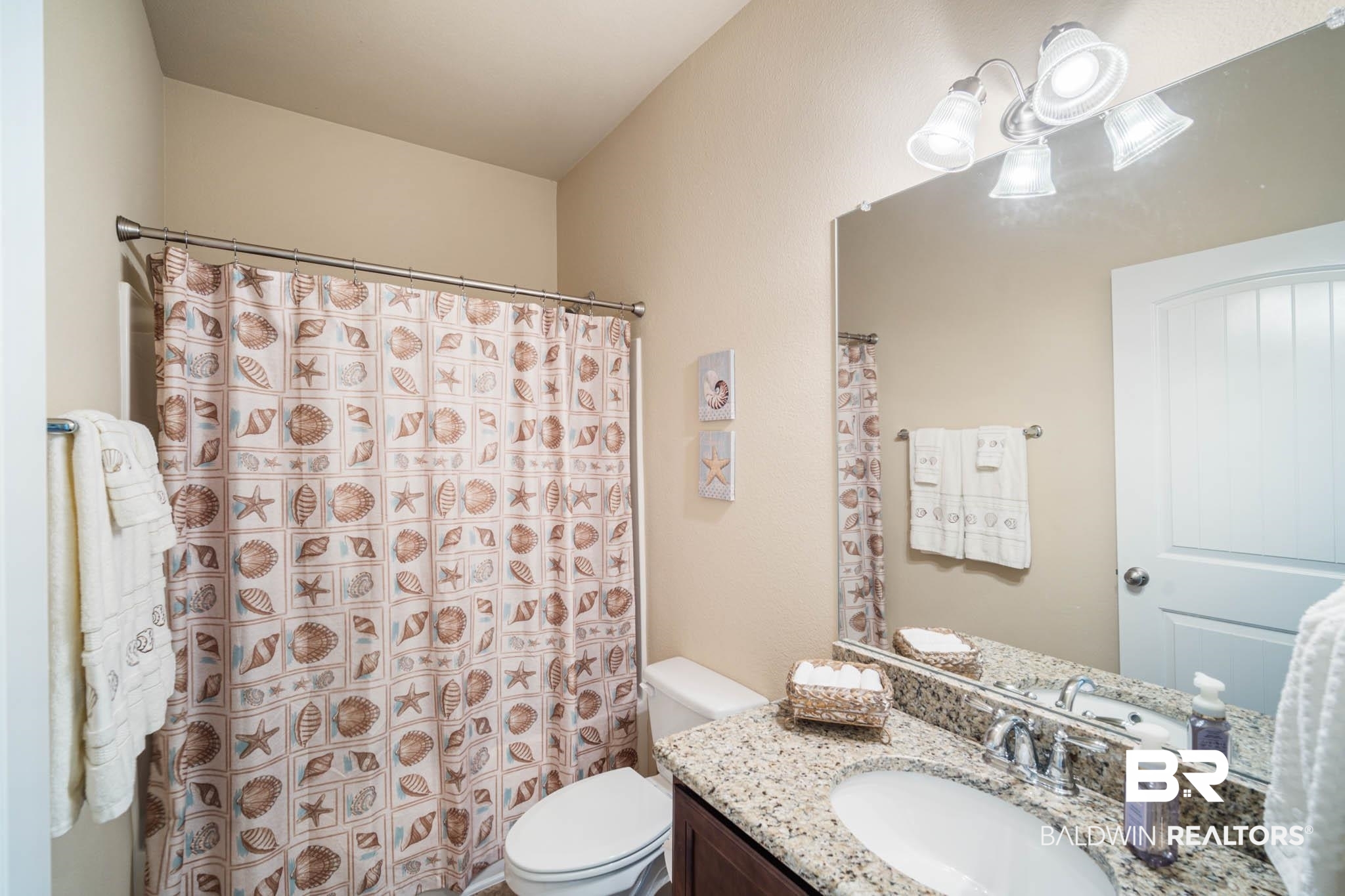 1223 Surrey Loop Foley, AL 36535 - Photo 9 of 25 Guest bath