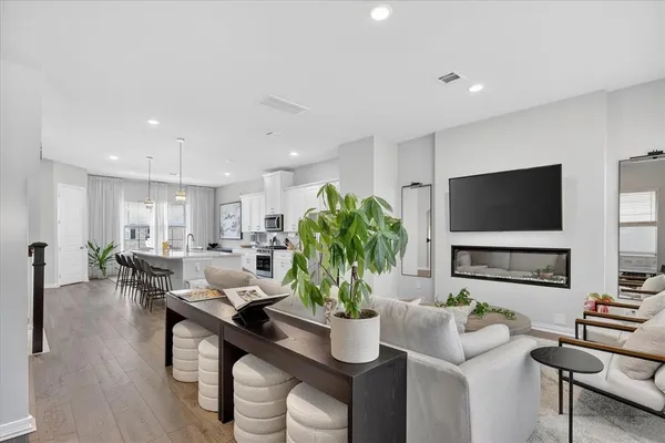 $2,995 | 7517 Sheboygan Avenue, Dallas, TX 75228