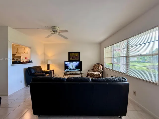 $1,300 | 303 Preston H, Unit 303, Boca Raton, FL 33434