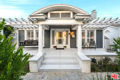 $2,899,000 | 1308 North Ogden Drive, West Hollywood, CA 90046