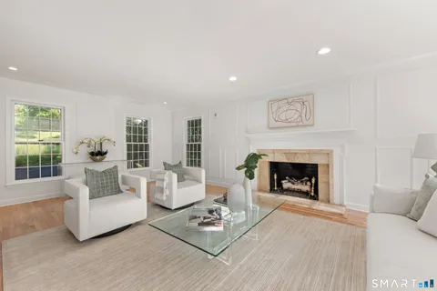 $1,750,000 | 32 Silver Ridge Common, Weston, CT 06883