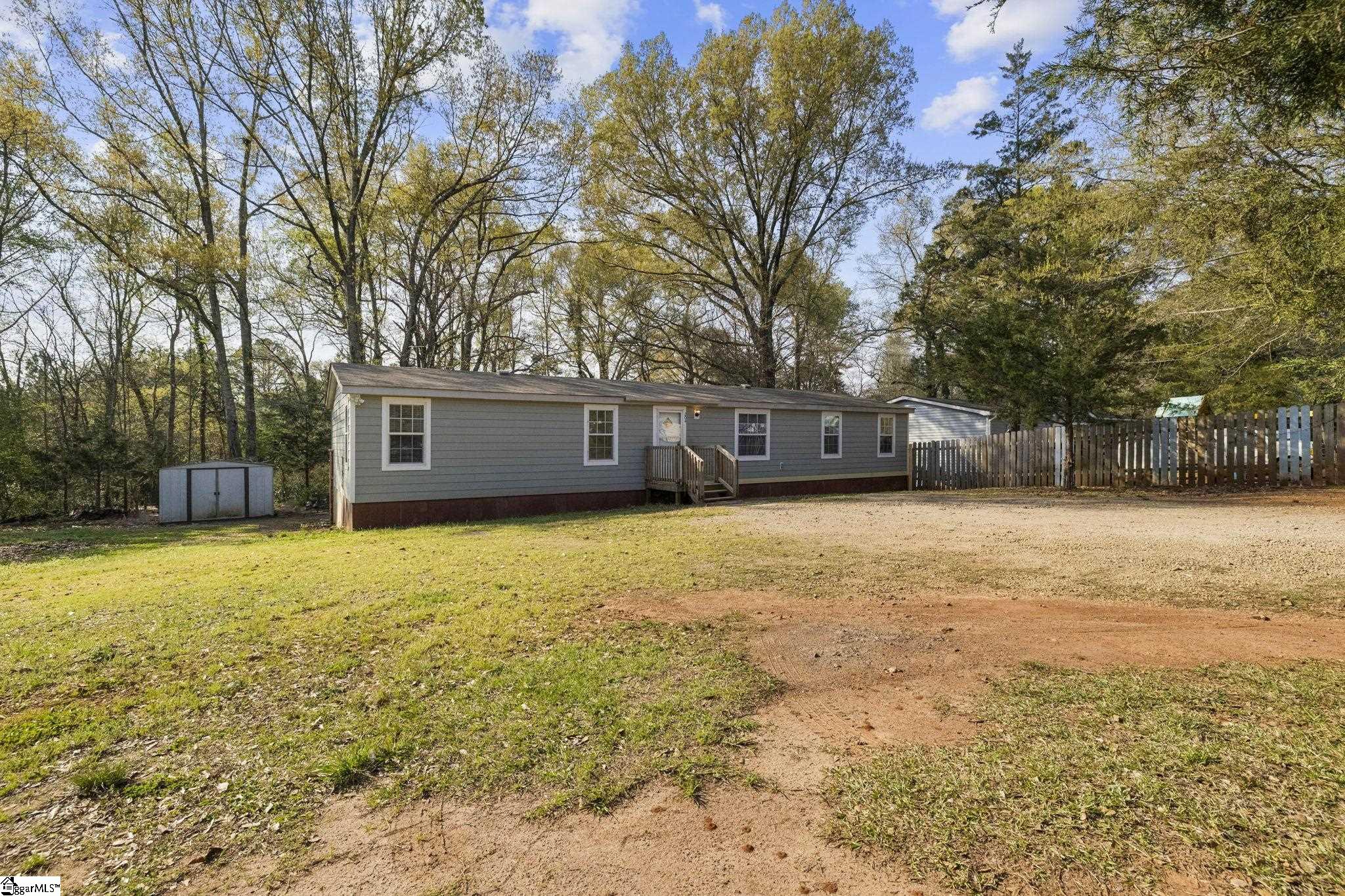 204 Sarrar Street Pendleton, SC 29670 - Photo 2 of 44