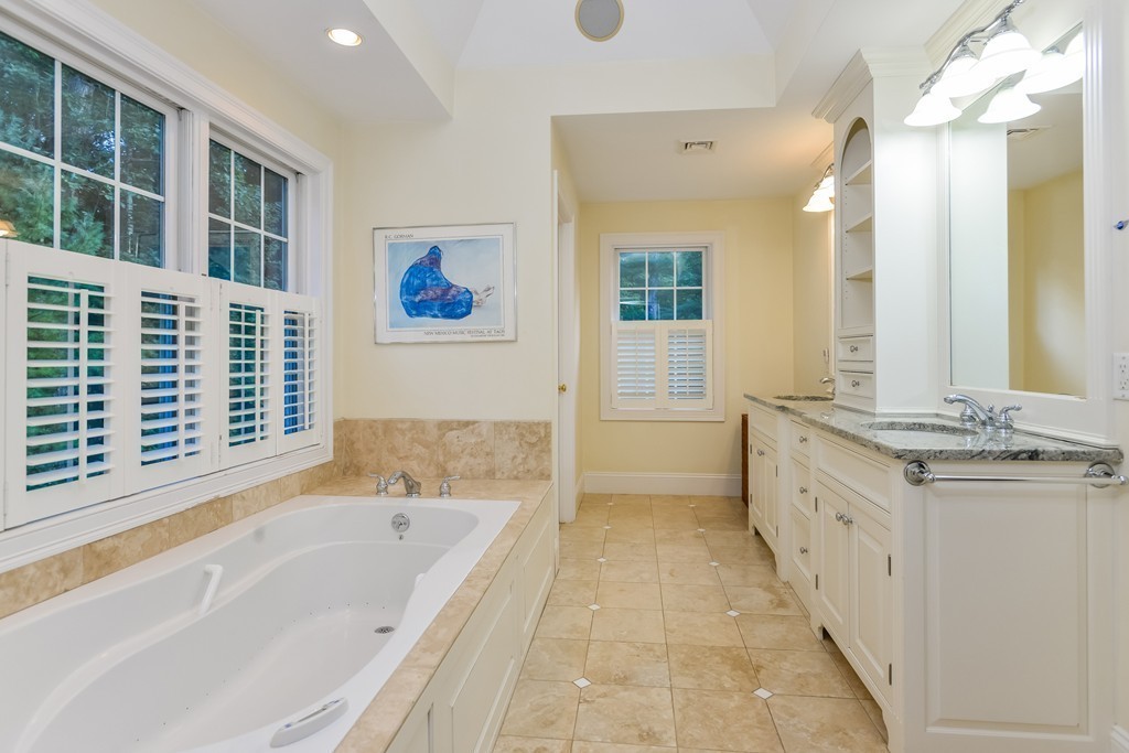 39 Bretton Road Dover, MA 02030 - Photo 20 of 29 Gallery Image 20