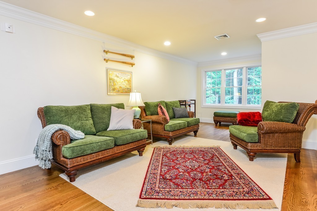 39 Bretton Road Dover, MA 02030 - Photo 21 of 29 Gallery Image 21