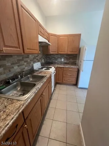 $1,500 | 216 Main Street, Unit 2, Butler, NJ 07405