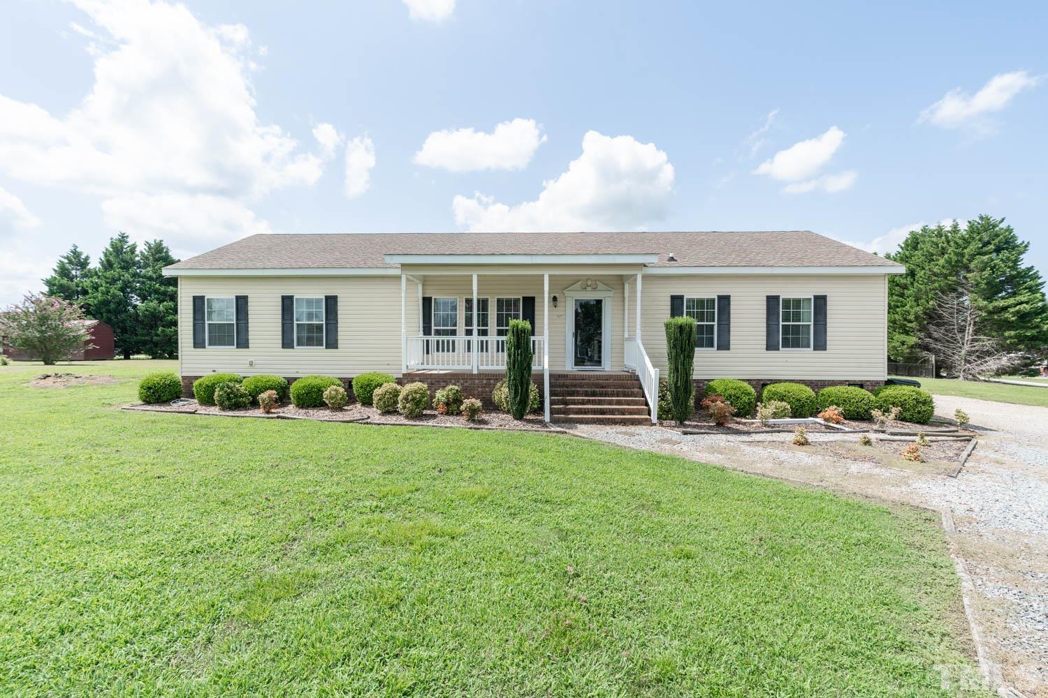 627 Jack Road Clayton, NC 27520 - Photo 1 of 17 Gallery Image 1