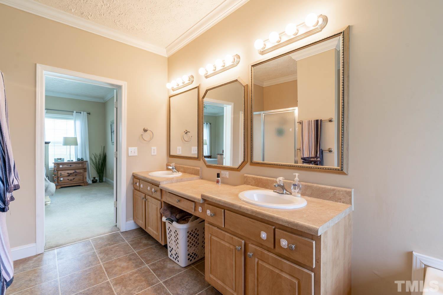 627 Jack Road Clayton, NC 27520 - Photo 13 of 17 Gallery Image 13
