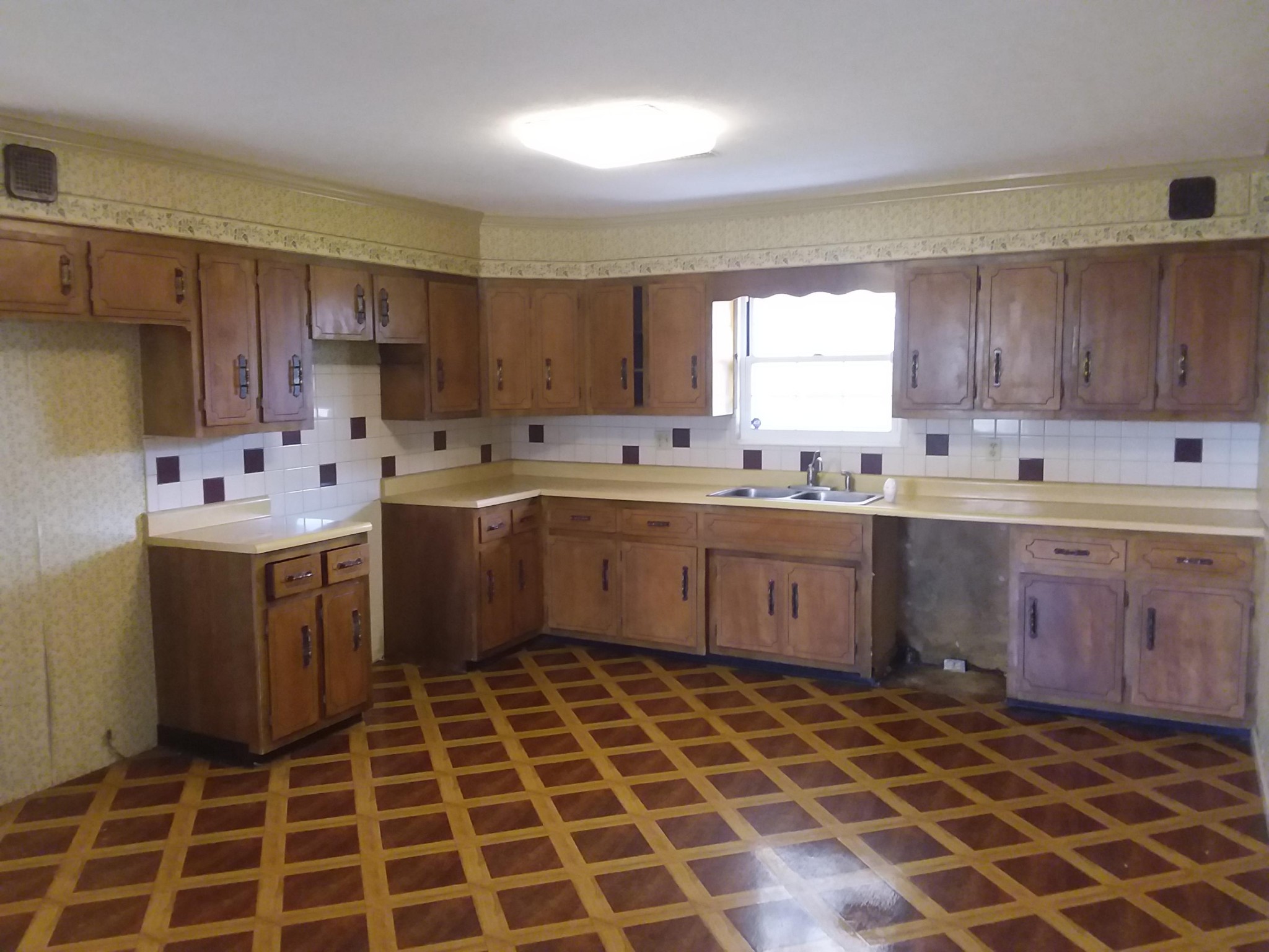 152 Lost Ridge Road Clinton, TN 37716 - Photo 5 of 22 Gallery Image 5