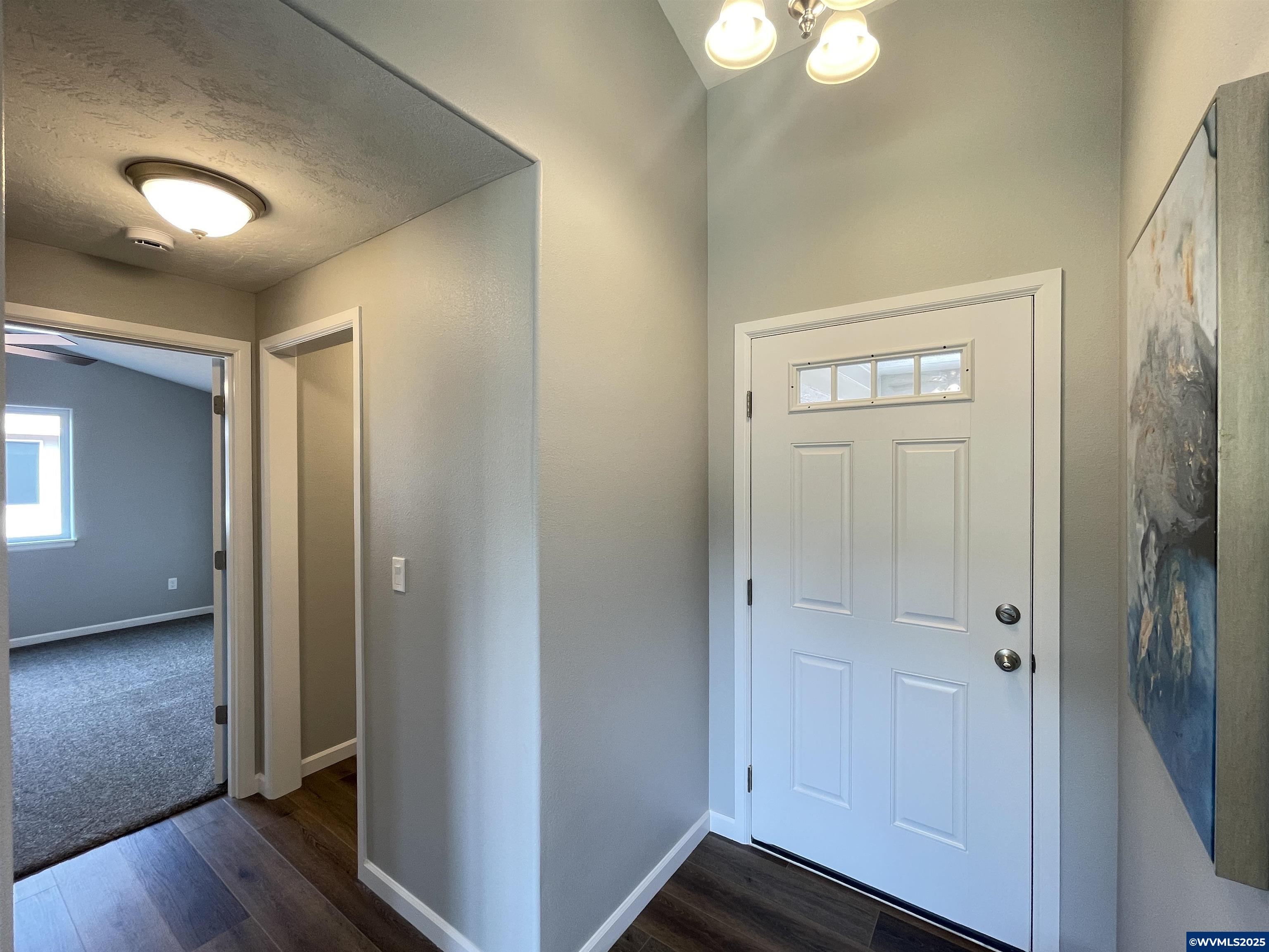 1240 Southwest Hop Street Albany, OR 97321 - Photo 4 of 37