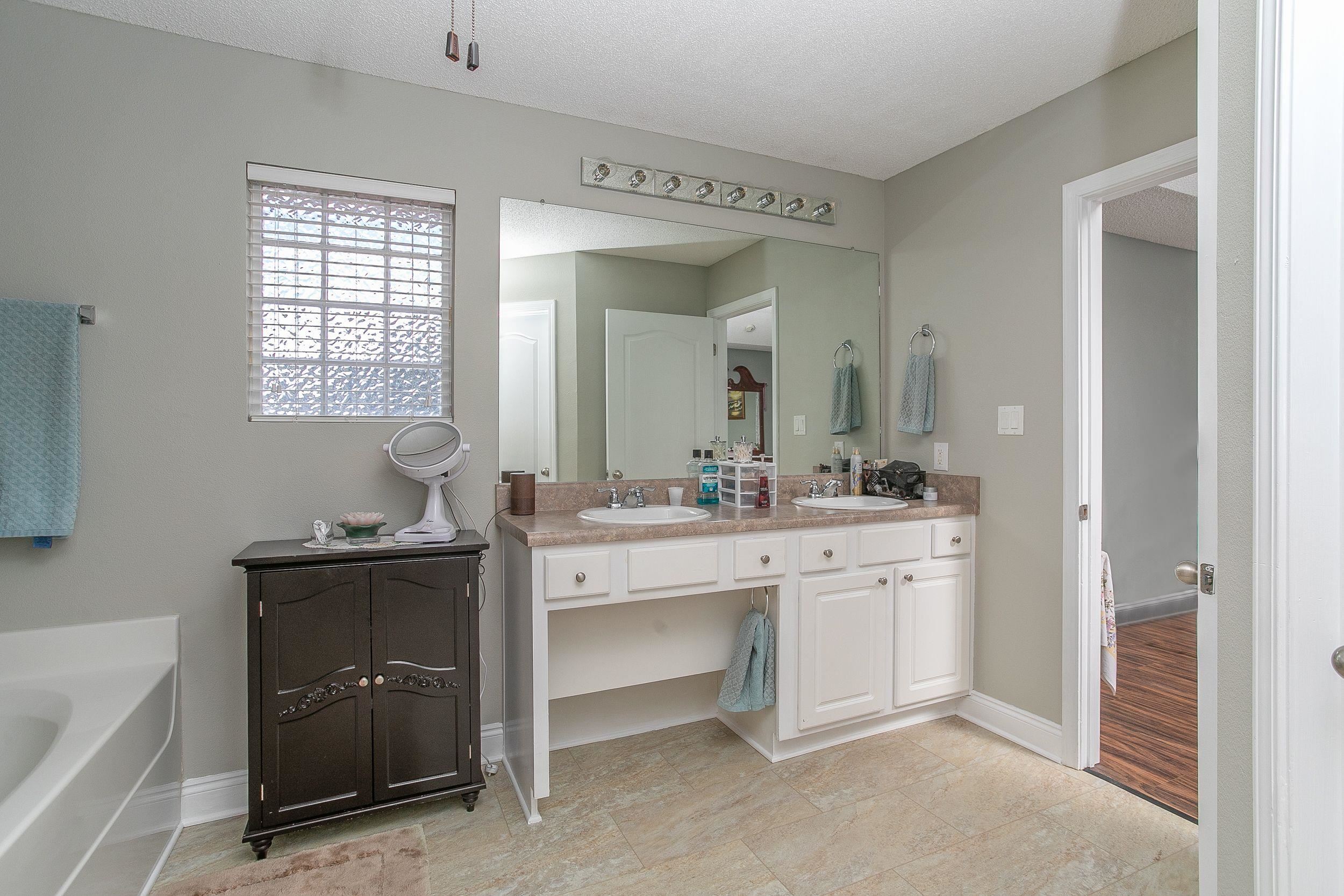 558 Leeds Court Foley, AL 36535 - Photo 29 of 48