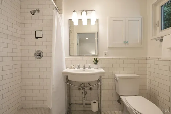 $1,250,000 | 115 Myrtle Avenue, San Rafael, CA 94901