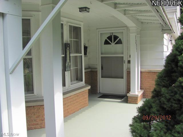 1237 High Point Circle Amherst, OH 44001 - Photo 2 of 25 Gallery Image 2