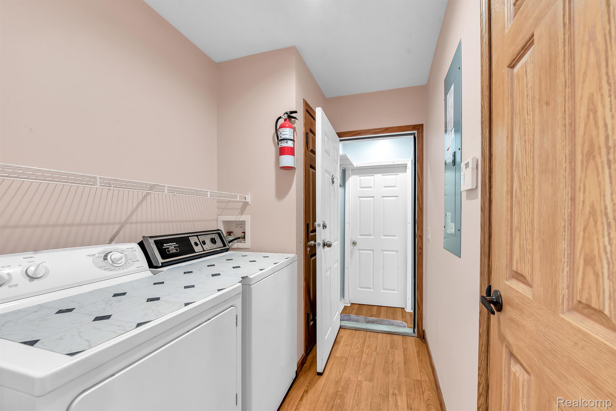 6153 Booth Road North Branch, MI 48461 - Photo 13 of 32 Gallery Image 13