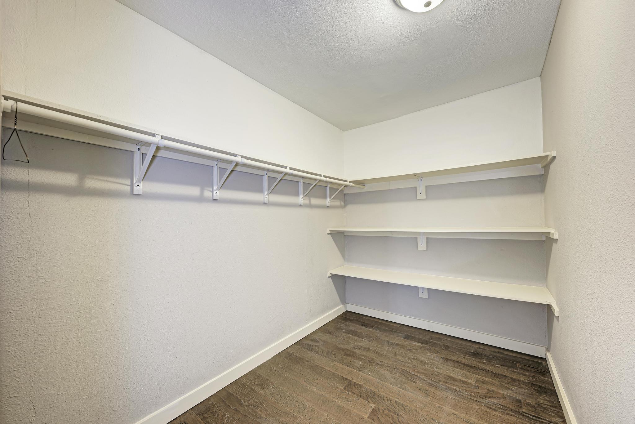 6700 Kings Point Austin, TX 78723 - Photo 26 of 40
