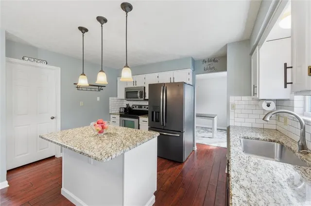 $550,000 | 9308 Marshall Road, Cranberry Township, PA 16066