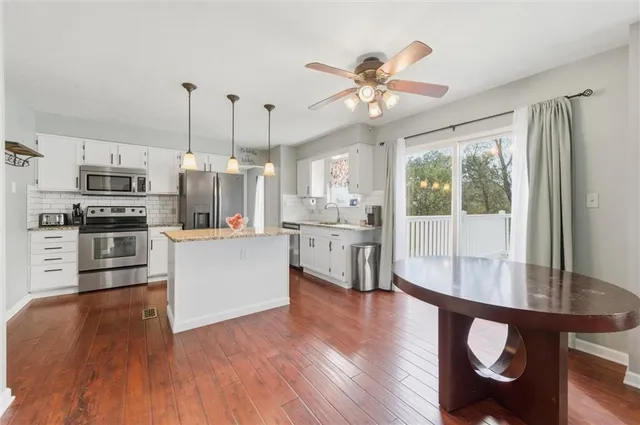 $550,000 | 9308 Marshall Road, Cranberry Township, PA 16066