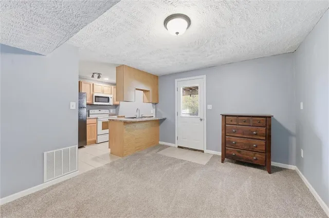 $550,000 | 9308 Marshall Road, Cranberry Township, PA 16066