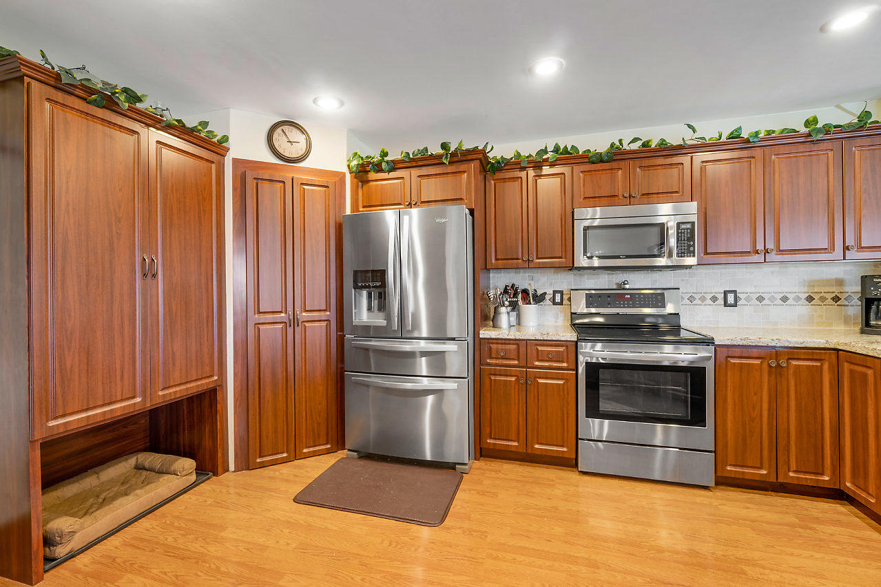 12043 Rockwell Way Boca Raton, FL 33428 - Photo 7 of 28 Kitchen 1