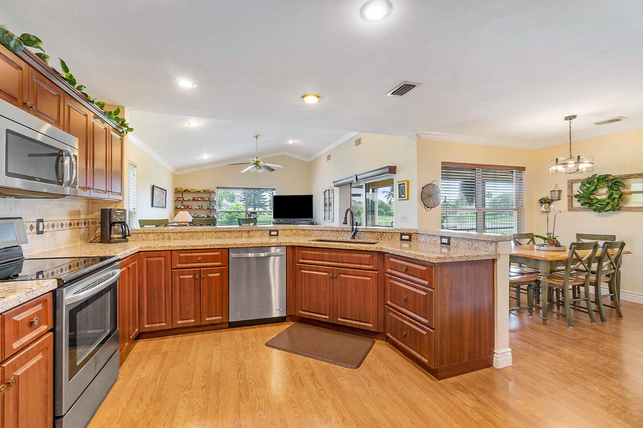 12043 Rockwell Way Boca Raton, FL 33428 - Photo 8 of 28 Kitchen 2