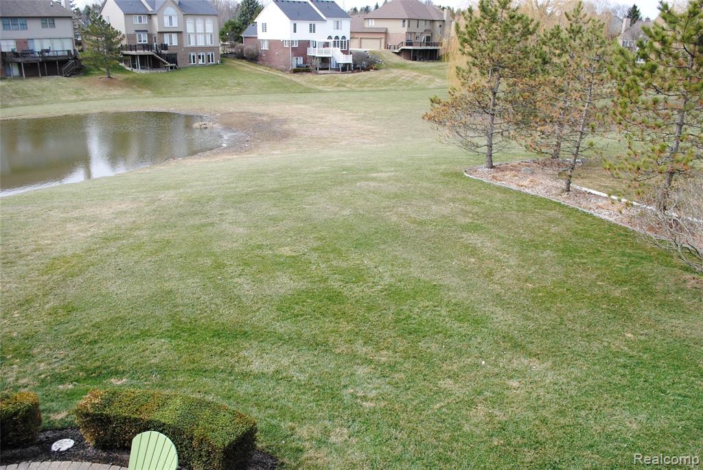 1271 Tulberry Circle Rochester, MI 48306 - Photo 10 of 66 Gallery Image 10
