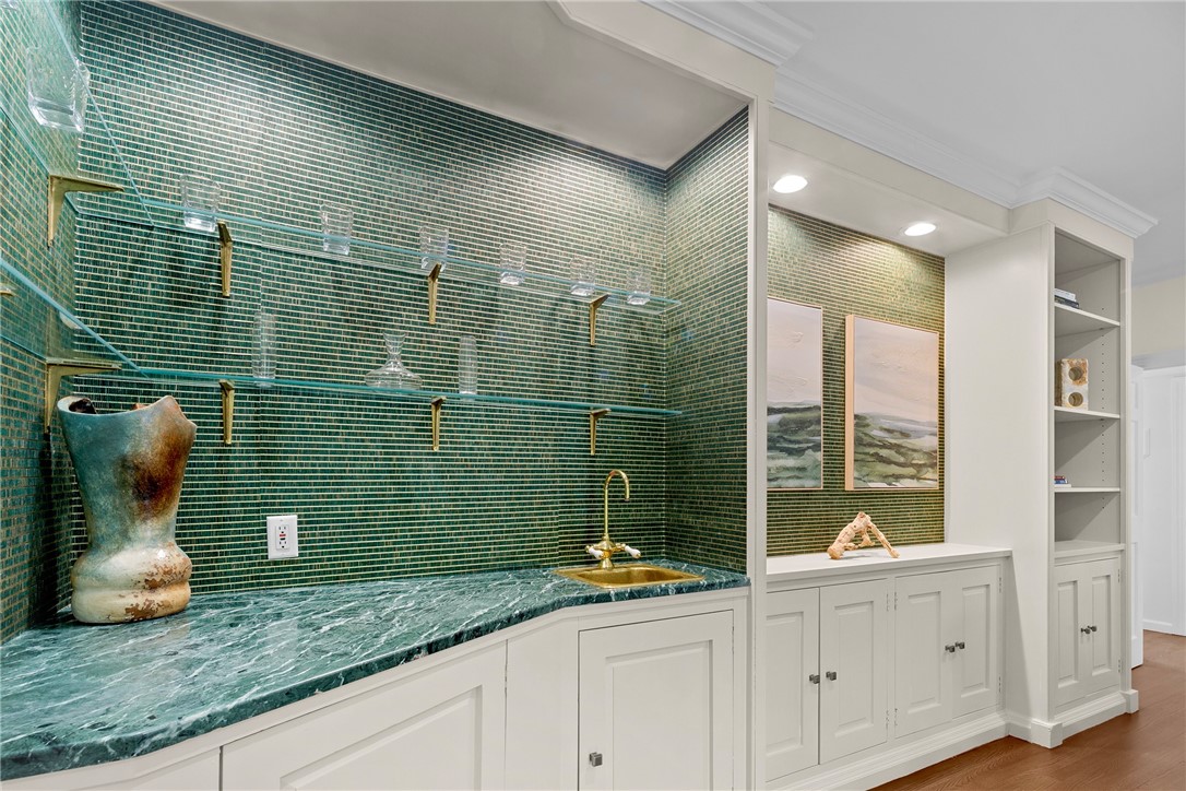 1 Harbor View Drive Newport, RI 02840 - Photo 21 of 50