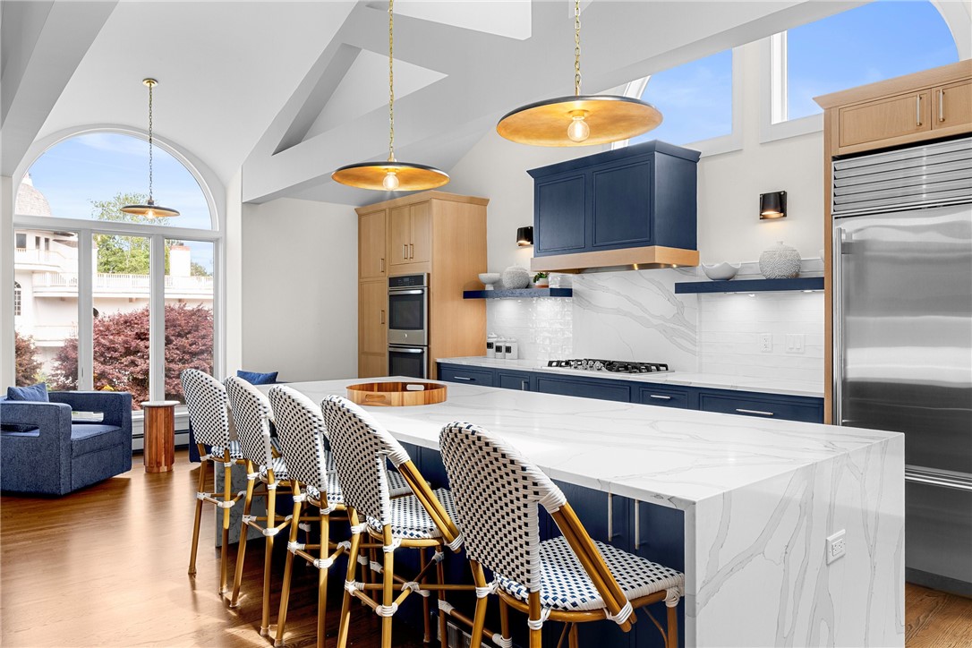 1 Harbor View Drive Newport, RI 02840 - Photo 10 of 50