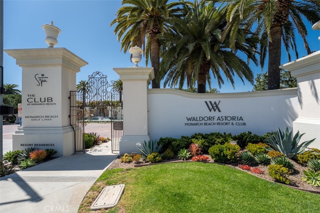 33852 Orilla Road Dana Point, CA 92629 - Photo 47 of 49 a view of a potted plants next to a building
