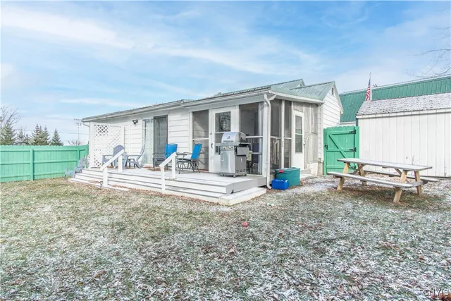 $2,000 | 216 Frontenac Boulevard, Clayton, NY 13624