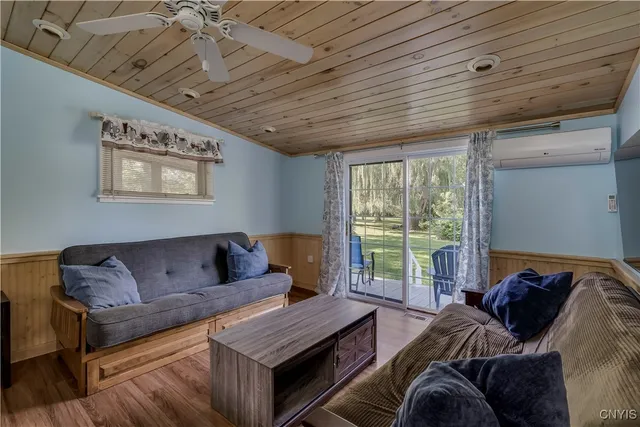 $2,000 | 216 Frontenac Boulevard, Clayton, NY 13624