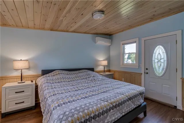 $2,000 | 216 Frontenac Boulevard, Clayton, NY 13624